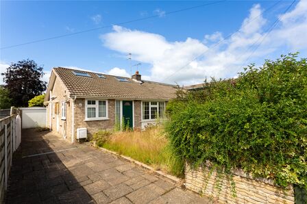 Pentland Drive, 2 bedroom Semi Detached Bungalow for sale, £275,000