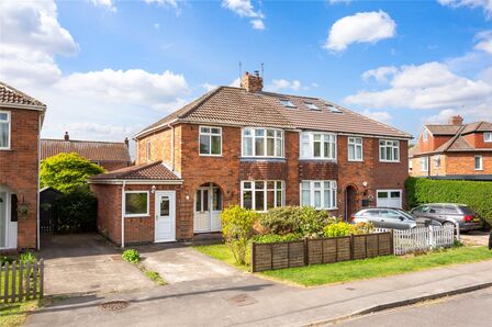 Whitestone Drive, 3 bedroom Semi Detached House for sale, £270,000