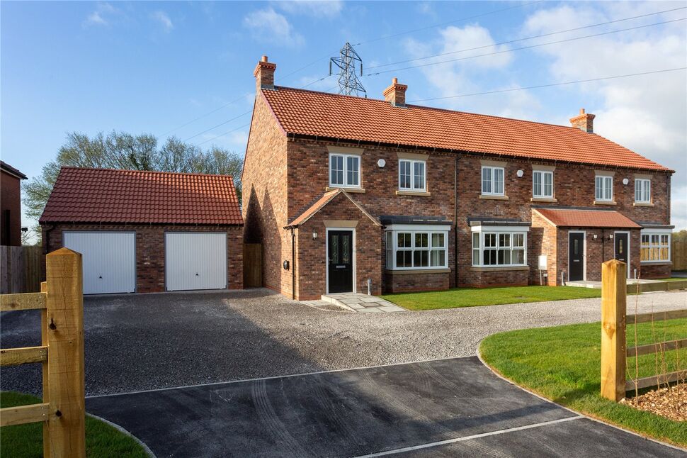 3 bedroom End Terrace House for sale
