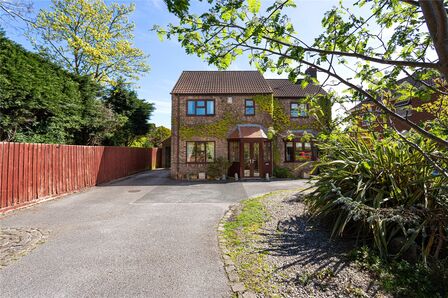 York Road, 4 bedroom Detached House for sale, &pound;525,000