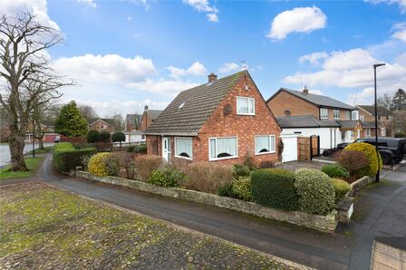 Westfield Road, 3 bedroom Detached Bungalow for sale, &pound;325,000
