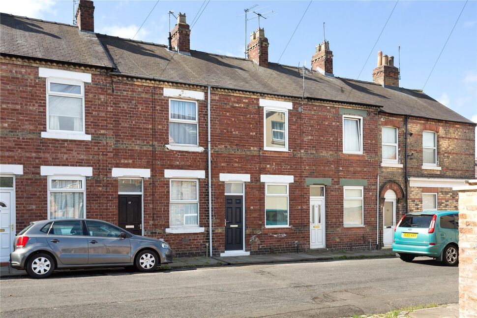 Main image of 2 bedroom Mid Terrace House for sale, Hanover Street East, York, North Yorkshire, YO26
