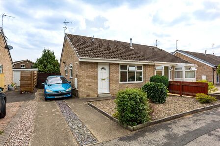 2 bedroom Semi Detached Bungalow for sale