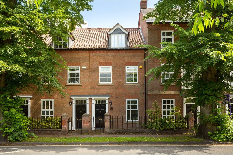 Main image of 3 bedroom Mid Terrace House for sale, Grosvenor Park, York, North Yorkshire, YO30