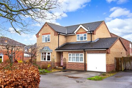 Thompson Drive, 4 bedroom Detached House for sale, &pound;500,000