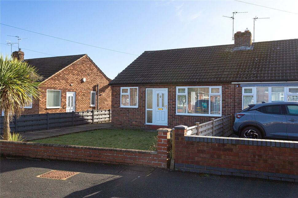 2 bedroom Semi Detached Bungalow for sale