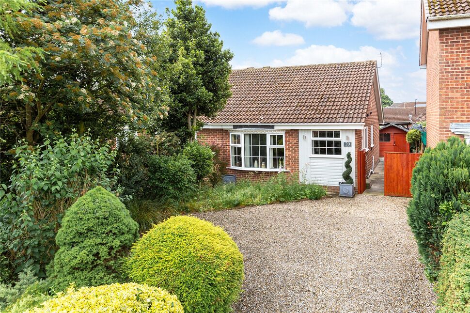 2 bedroom Semi Detached Bungalow for sale