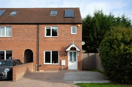 3 bedroom End Terrace House for sale