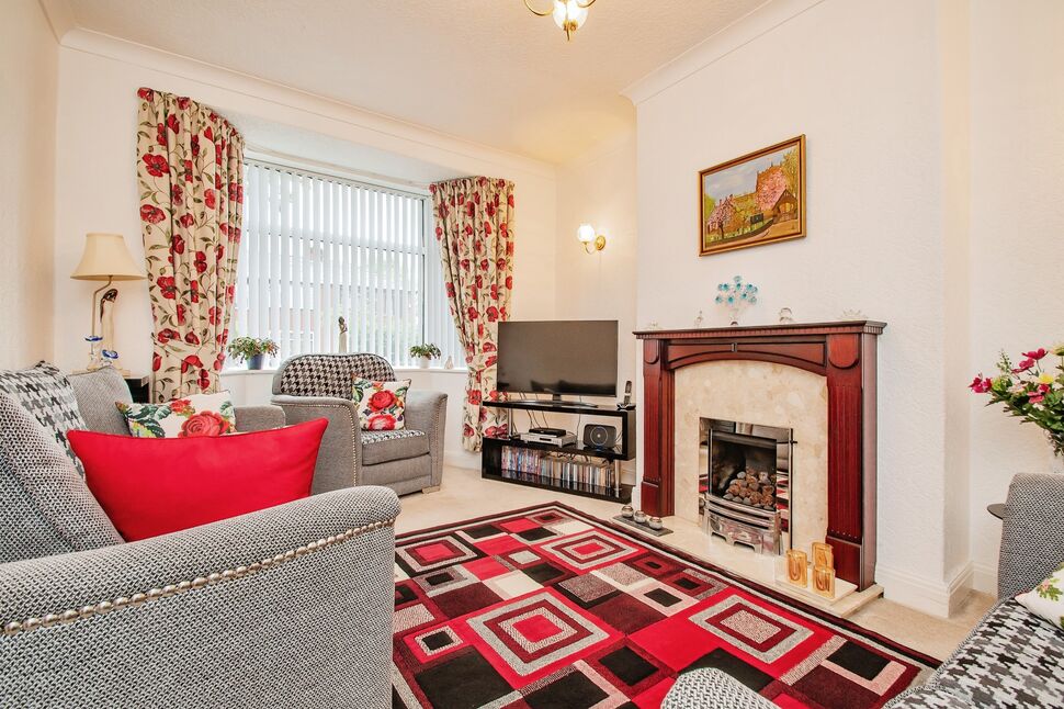 2 bedroom Mid Terrace House for sale, Bury Road, Radcliffe, M26 £155,000