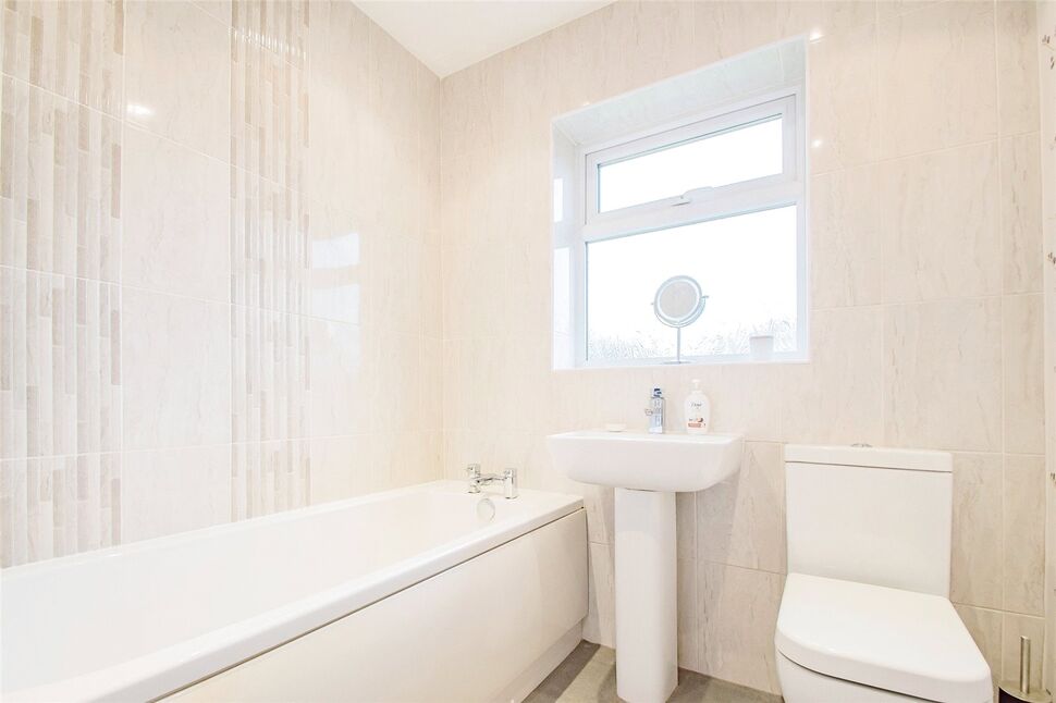 3 bedroom Detached House for sale, Stainton Road, Radcliffe, M26 £250,000