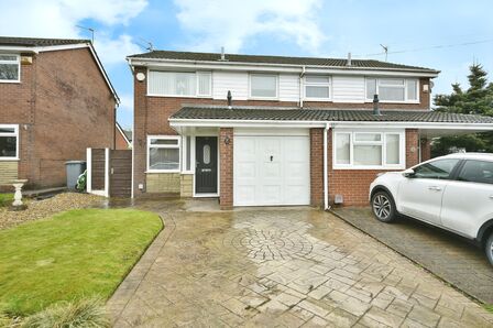 Meadowcroft, 3 bedroom Semi Detached House for sale, £240,000