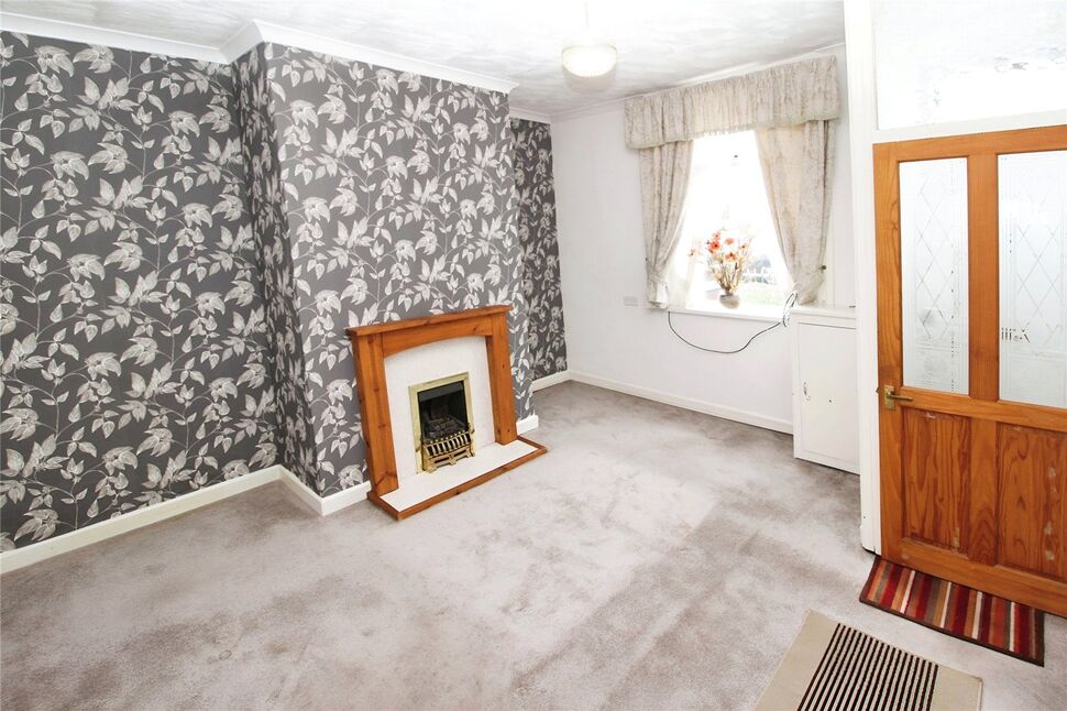 2 bedroom Mid Terrace House for sale, Ainsworth Road, Radcliffe, M26