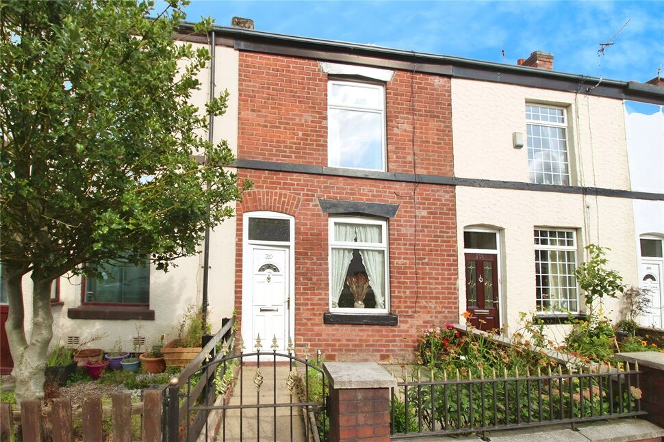2 bedroom Mid Terrace House for sale, Ainsworth Road, Radcliffe, M26
