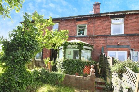 2 bedroom  House for sale