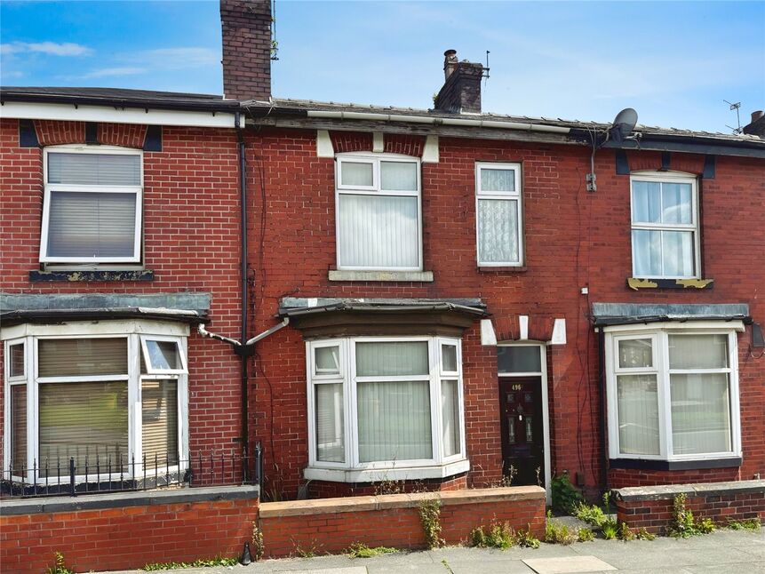 3 bedroom Mid Terrace House for sale