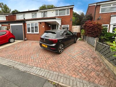 4 bedroom Semi Detached House for sale