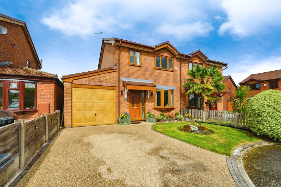 Main image of 3 bedroom Semi Detached House for sale, Stainton Road, Radcliffe, Greater Manchester, M26
