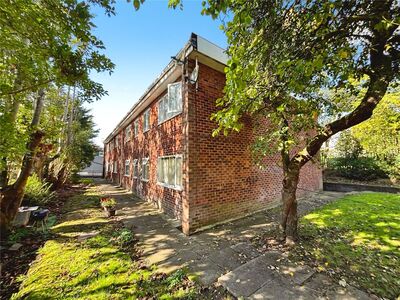 Kersal Road, 1 bedroom  Flat for sale, £80,000