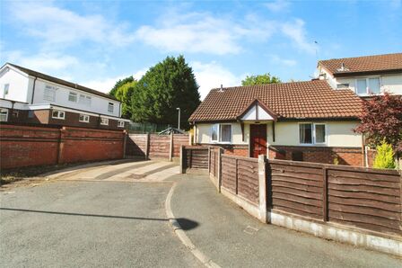 2 bedroom Semi Detached Bungalow for sale