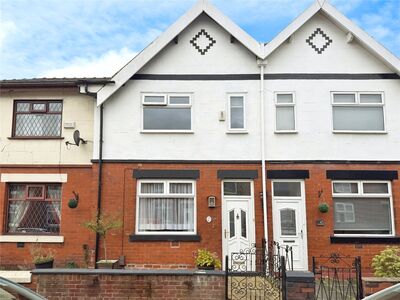 2 bedroom Mid Terrace House for sale