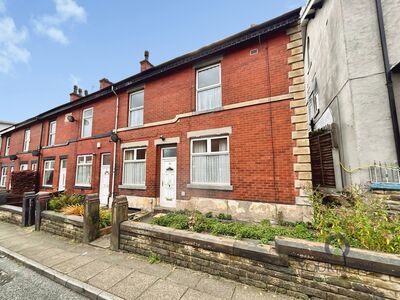 3 bedroom End Terrace House for sale