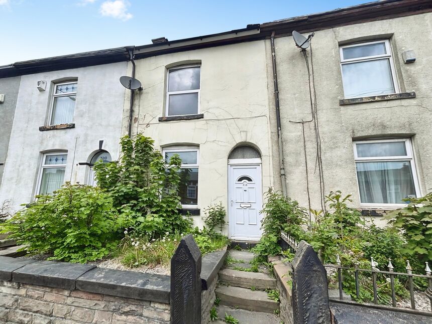 2 bedroom Mid Terrace House for sale