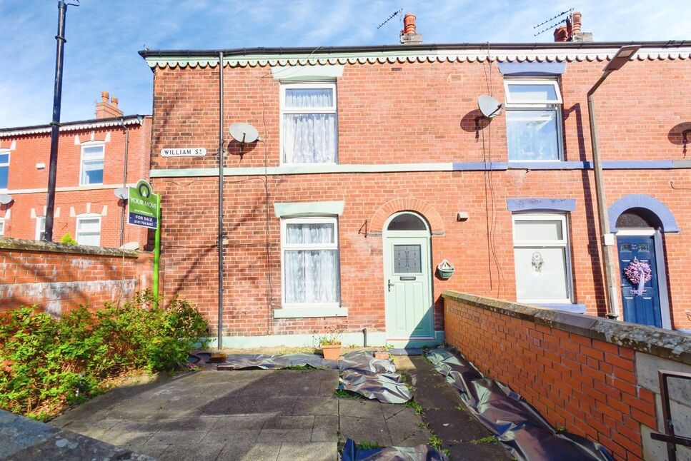 2 bedroom End Terrace House for sale