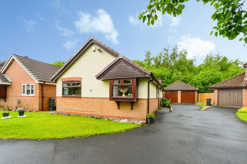 Main image of 2 bedroom Detached Bungalow for sale, Ashwood, Stoneclough, Radcliffe,, Greater Manchester, M26