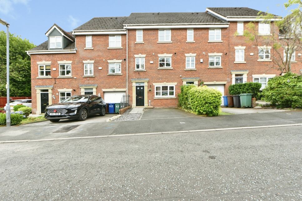 Main image of 4 bedroom House for sale, Mulberry Close, Radcliffe, Manchester, M26