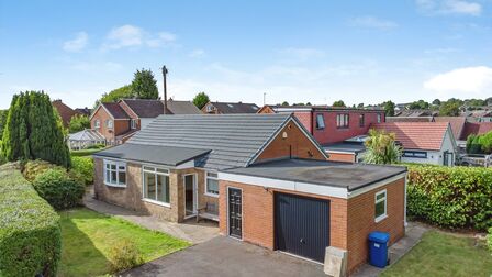 2 bedroom Detached Bungalow for sale