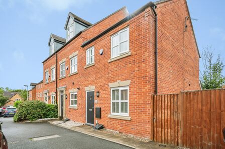 3 bedroom End Terrace House for sale
