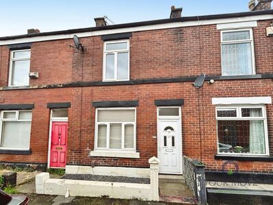 2 bedroom Mid Terrace House for sale