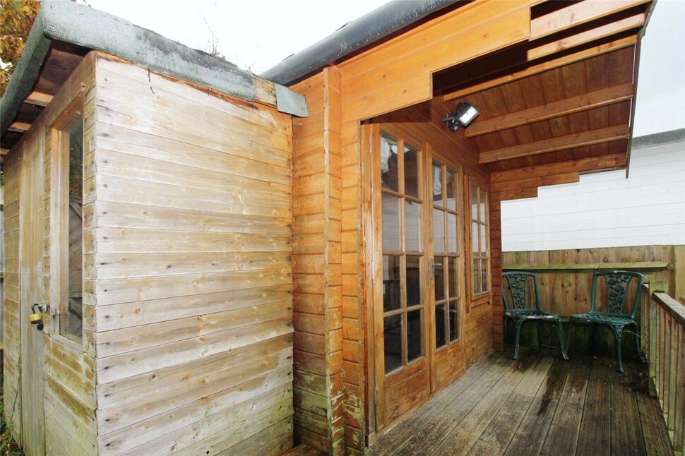 3 bedroom Mid Terrace House for sale, Wordsworth Close, Chatham, ME5