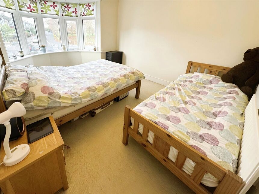 4 bedroom Semi Detached House for sale, Locarno Avenue, Gillingham, ME8