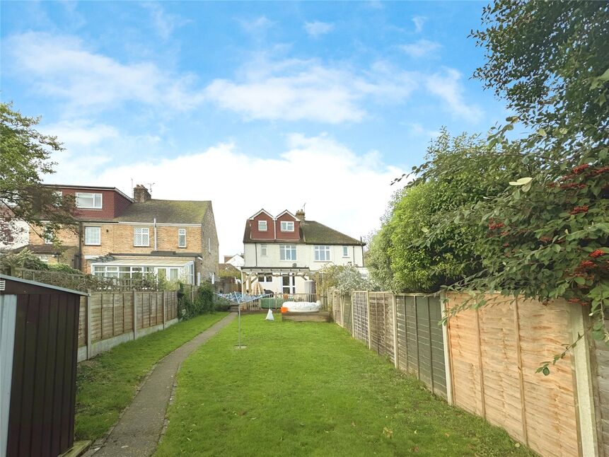 4 bedroom Semi Detached House for sale, Locarno Avenue, Gillingham, ME8