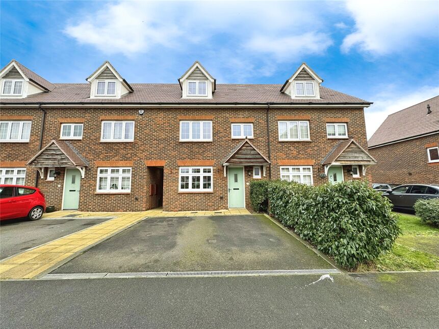 4 bedroom Mid Terrace House for sale, Bramling Way, Rainham, ME8 £450,000