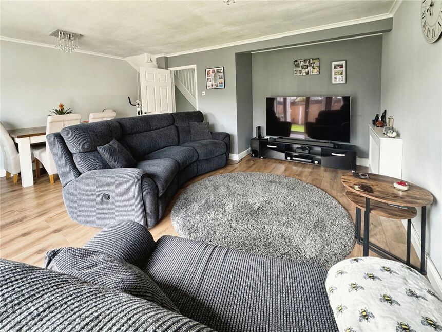 3 bedroom Mid Terrace House for sale, Langdale Close, Rainham, ME8 £