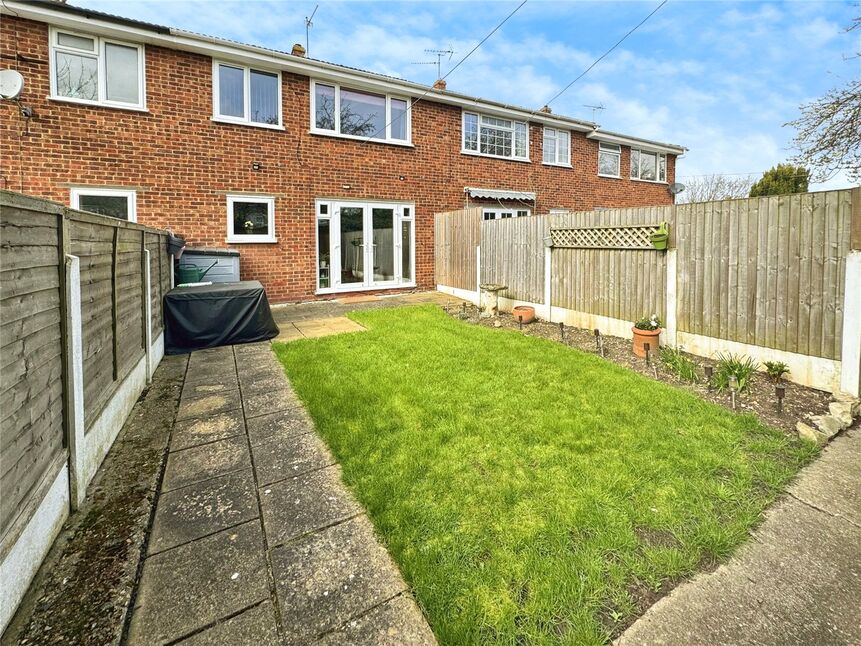 3 bedroom Mid Terrace House for sale, Langdale Close, Rainham, ME8 £