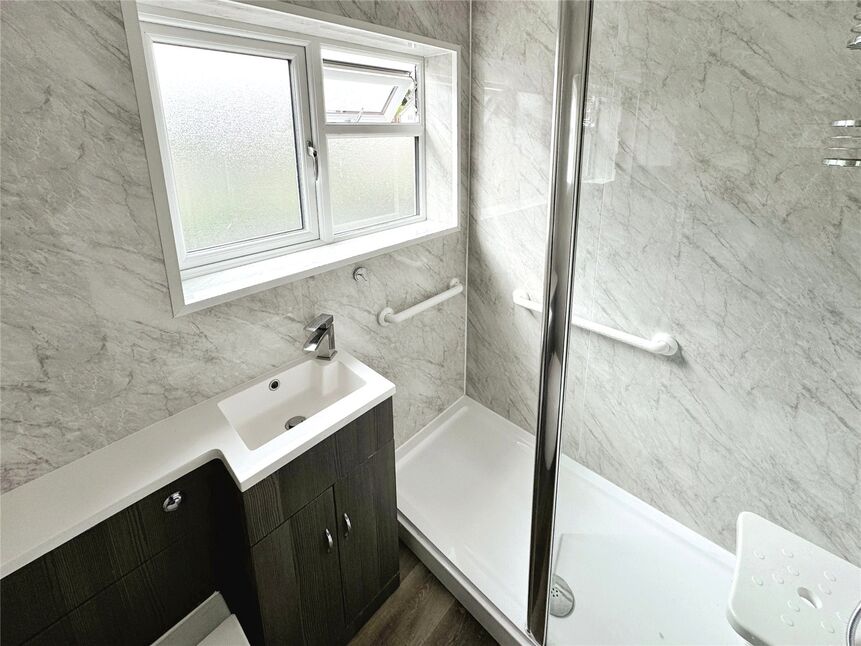 3 bedroom Semi Detached House for sale, Holmoaks, Rainham, ME8 £325,000