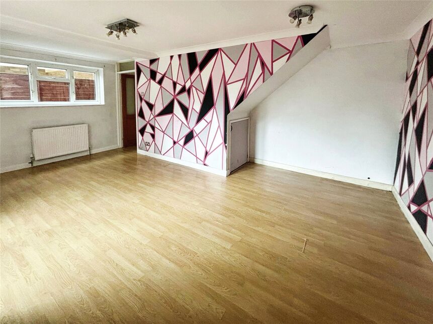 3 bedroom Semi Detached House for sale, Plumtree Grove, Hempstead, ME7