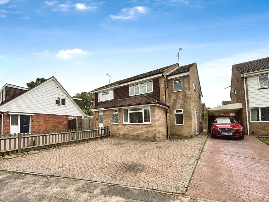 3 bedroom Semi Detached House for sale, Plumtree Grove, Hempstead, ME7