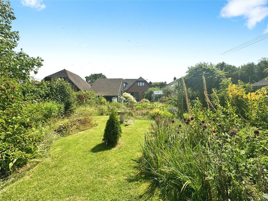 Main image of 4 bedroom Detached House for sale, Bull Lane, Newington, Kent, ME9