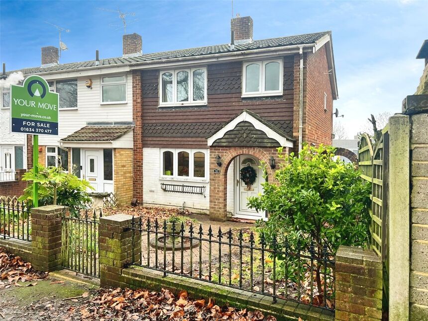 3 bedroom End Terrace House for sale