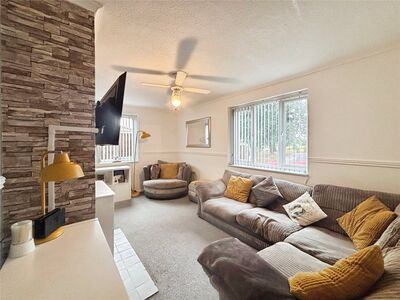 Lower Twydall Lane, 3 bedroom Semi Detached House for sale, £300,000