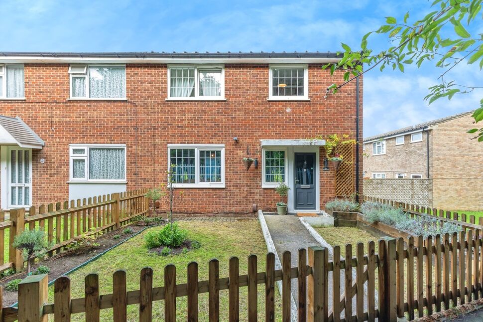 Main image of 3 bedroom End Terrace House for sale, Greenview Walk, Gillingham, Kent, ME7