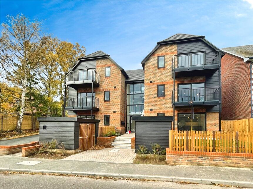 2 bedroom  Flat to rent