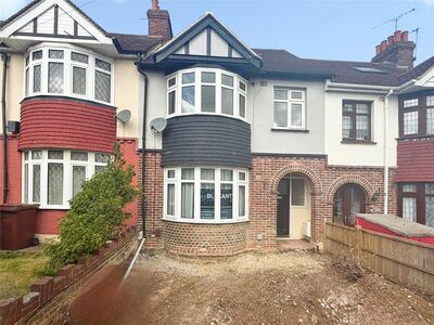 Priory Road, 3 bedroom Mid Terrace House for sale, &pound;325,000