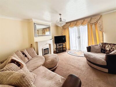 2 bedroom Semi Detached Bungalow for sale
