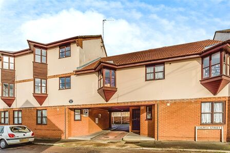 Church Street, 1 bedroom  Flat to rent, £950 pcm