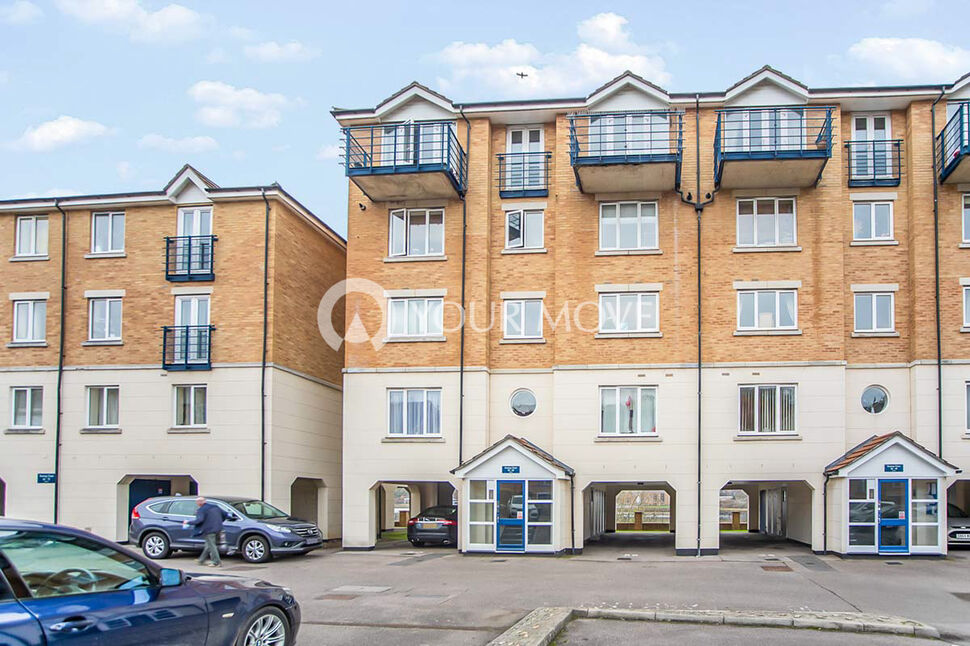 2 bedroom Mid Terrace House for sale, Charles Street, Rochester, ME2